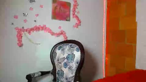 sophia online show from 10.15.25