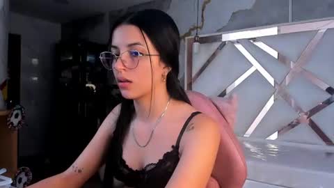 Snapshot of sophiadoll_tf chatting on 06.29.26 sophiadoll_tf online show from 06.29.26