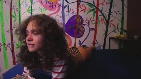 Snapshot of sophiamiller6 chatting on 06.11.26 sophiamiller6 online show from 06.11.26