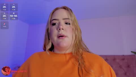 Snapshot of sophiarossee chatting on 11.15.25 Sofi online show from 11.15.25