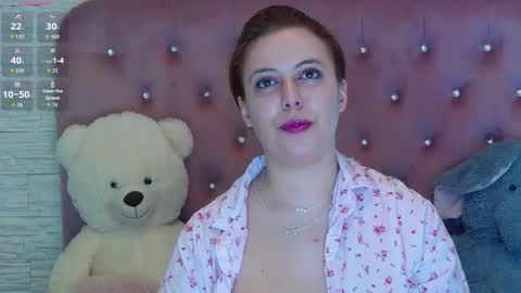 sophiastarr10 online show from 11.14.25