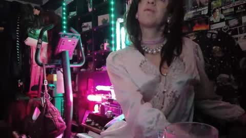 Sophie Satin1980 online show from 05.16.26