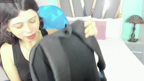 S O P H I E online show from 05.02.26