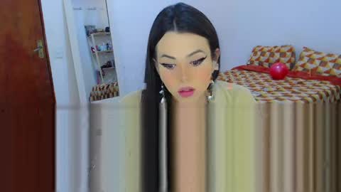 Snapshot of sophie_fantasy_hot chatting on 05.18.26 Sophie Fantasys online show from 05.18.26