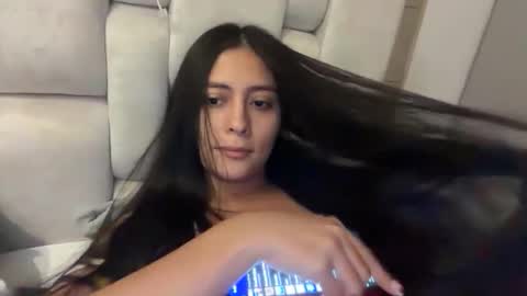 Snapshot of sophie_foxxx chatting on 05.06.26 Sophie online show from 05.06.26