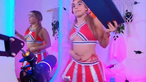  SOPHIE JANNER online show from 10.28.25