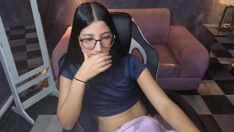 sophie_jones_b online show from 05.14.26