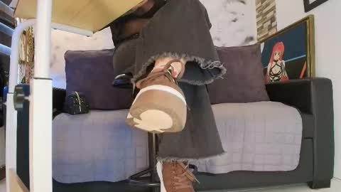 Snapshot of sophie_littles chatting on 02.28.26 Sophie online show from 02.28.26