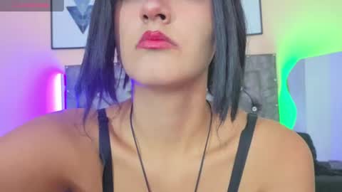 Snapshot of sophie_mcgreen chatting on 07.15.26 sophie_mcgreen online show from 07.15.26