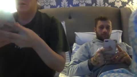 Snapshot of sophie_sam_24 chatting on 12.31.24 Couple Sophie Sam online show from 12.31.24