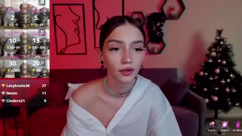 Snapshot of sophiecherrie chatting on 12.30.24 Sophie online show from 12.30.24