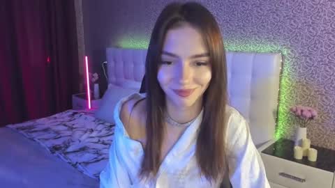 Snapshot of sophiecherrie chatting on 02.08.25 Sophie online show from 02.08.25