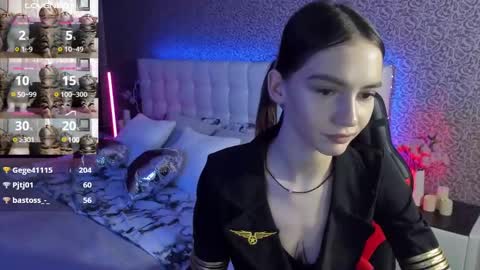 Snapshot of sophiecherrie chatting on 03.10.25 Sophie online show from 03.10.25