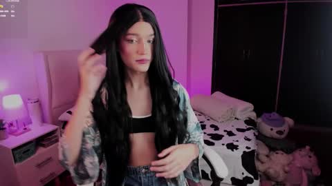    online show from 11.10.25