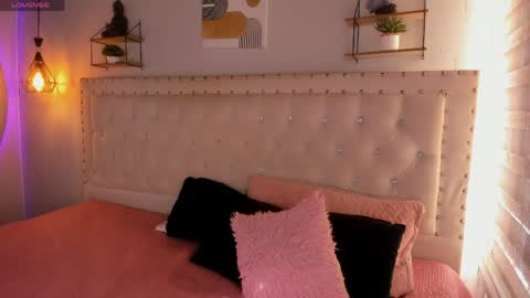 Sophie  online show from 04.07.26