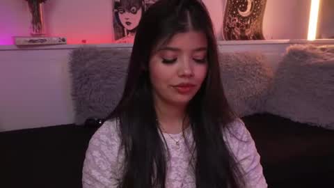 Snapshot of sophiee_art chatting on 07.16.26 Sophiee online show from 07.16.26