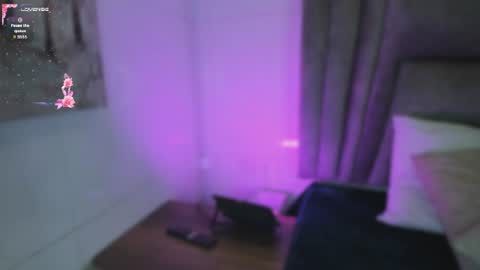 Snapshot of sophiee_smith chatting on 07.14.26 Sophie online show from 07.14.26