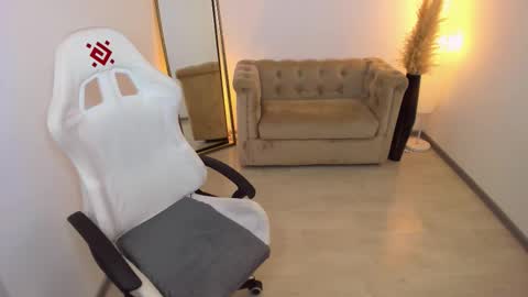 Sophie online show from 09.21.25