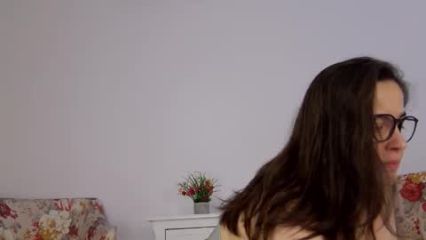 Sophie Rain online show from 10.03.25