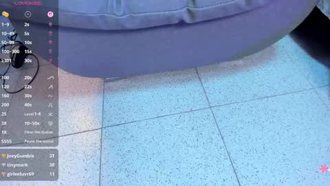 sophieharris__ online show from 03.07.25