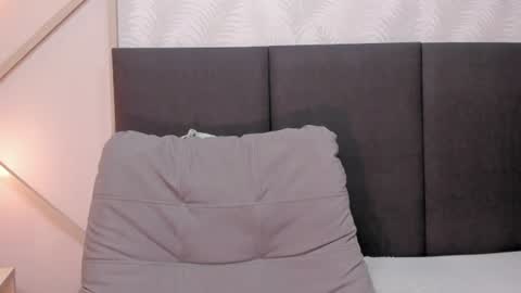 Snapshot of sophieharris__ chatting on 07.25.26 sophieharris__ online show from 07.25.26