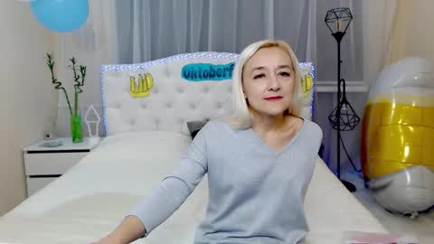 sophiekittyy online show from 09.25.25