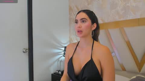 Sophie online show from 02.28.25