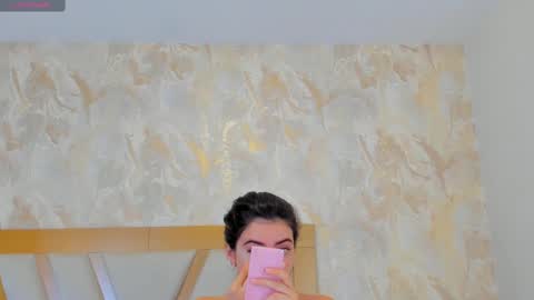 Sophie online show from 03.10.25