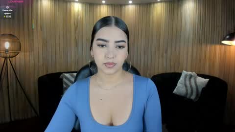 Snapshot of sophielanne chatting on 04.27.26 Sophie online show from 04.27.26