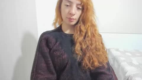 Snapshot of sophielatina chatting on 03.11.26 Sophia online show from 03.11.26