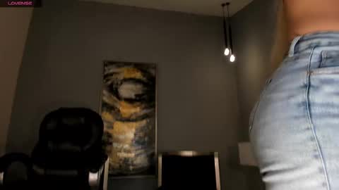 Sophie  Palmer online show from 09.10.25