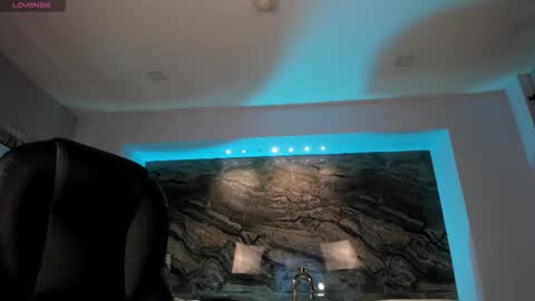 Sophie  Palmer online show from 02.05.26