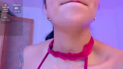 Snapshot of sophierooy chatting on 09.08.25 sophierooy online show from 09.08.25