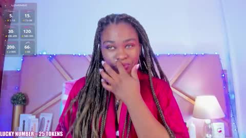 Sophie online show from 12.18.25