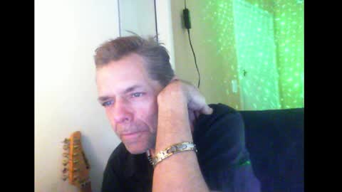 Snapshot of sophiestar12 chatting on 12.21.24 Sophiestar online show from 12.21.24