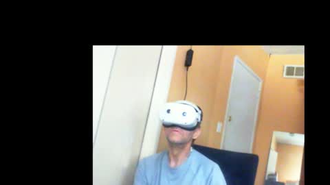 Snapshot of sophiestar12 chatting on 12.29.24 Sophiestar online show from 12.29.24