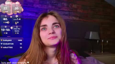 Snapshot of sophiesuvi chatting on 12.06.24 Sophie and my bestie Mandy    online show from 12.06.24