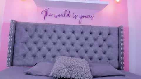 Snapshot of sophiia_77 chatting on 02.09.26 Sophii online show from 02.09.26