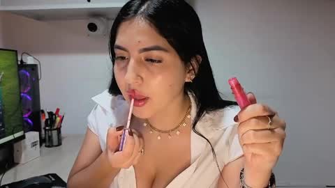 Sophiee online show from 05.17.26