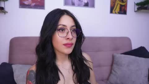 Snapshot of sophiiecums chatting on 06.27.26 Sophiie online show from 06.27.26