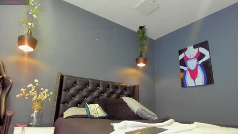 Sophie Taylor online show from 01.20.25