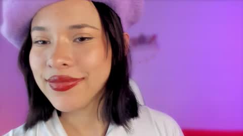 Sophiie Williams online show from 12.19.24