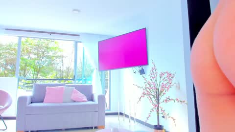 YULITZA online show from 01.27.25