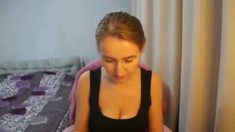 Snapshot of sophilorens chatting on 05.02.26 Sophi online show from 05.02.26