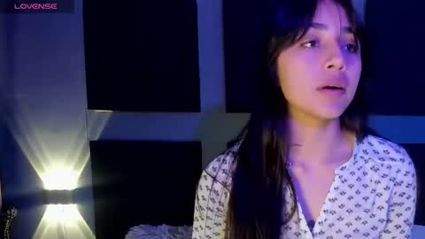 Snapshot of sophy_smilesweet chatting on 12.20.24 SOPHY ROGERS online show from 12.20.24