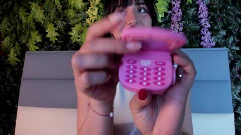 Snapshot of sophy_smilesweet chatting on 01.28.25 SOPHY ROGERS online show from 01.28.25