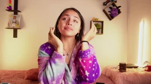 Snapshot of sophy_smilesweet chatting on 09.26.25 SOPHY ROGERS online show from 09.26.25