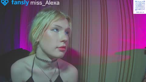 Snapshot of soska_albinosk chatting on 03.31.26 soska_albinosk online show from 03.31.26