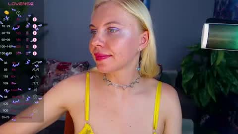 Snapshot of soul_liza chatting on 06.25.26 Lisa online show from 06.25.26