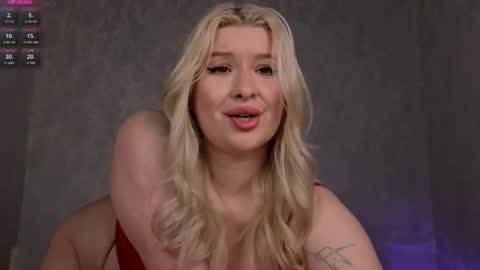 Snapshot of soulmeinme chatting on 02.14.26 soulmeinme online show from 02.14.26